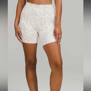 Lululemon Align High-Rise 6” Cheetah Camo Antique White Multi print.